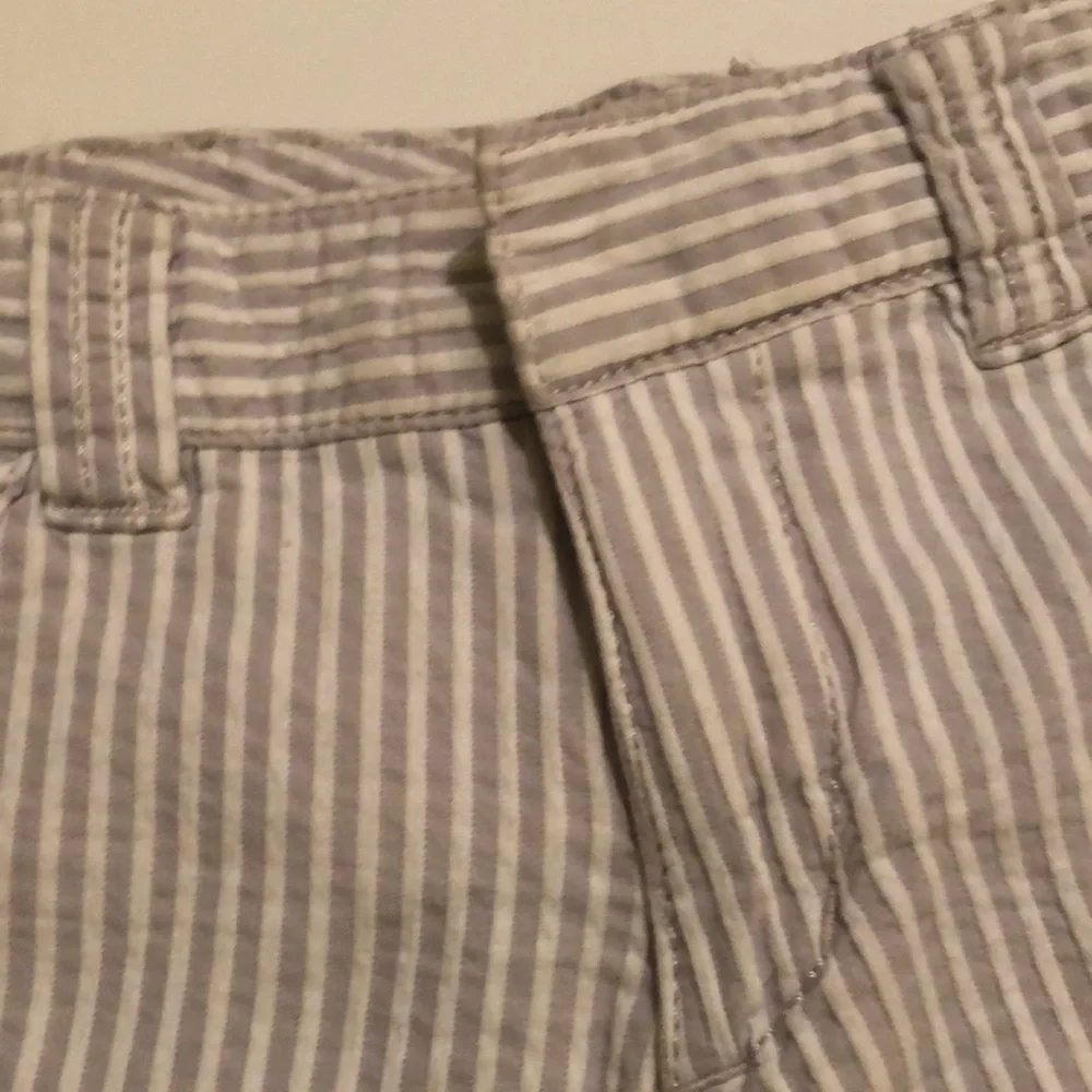 Express Shorts 5/$30 - Picture 2 of 5